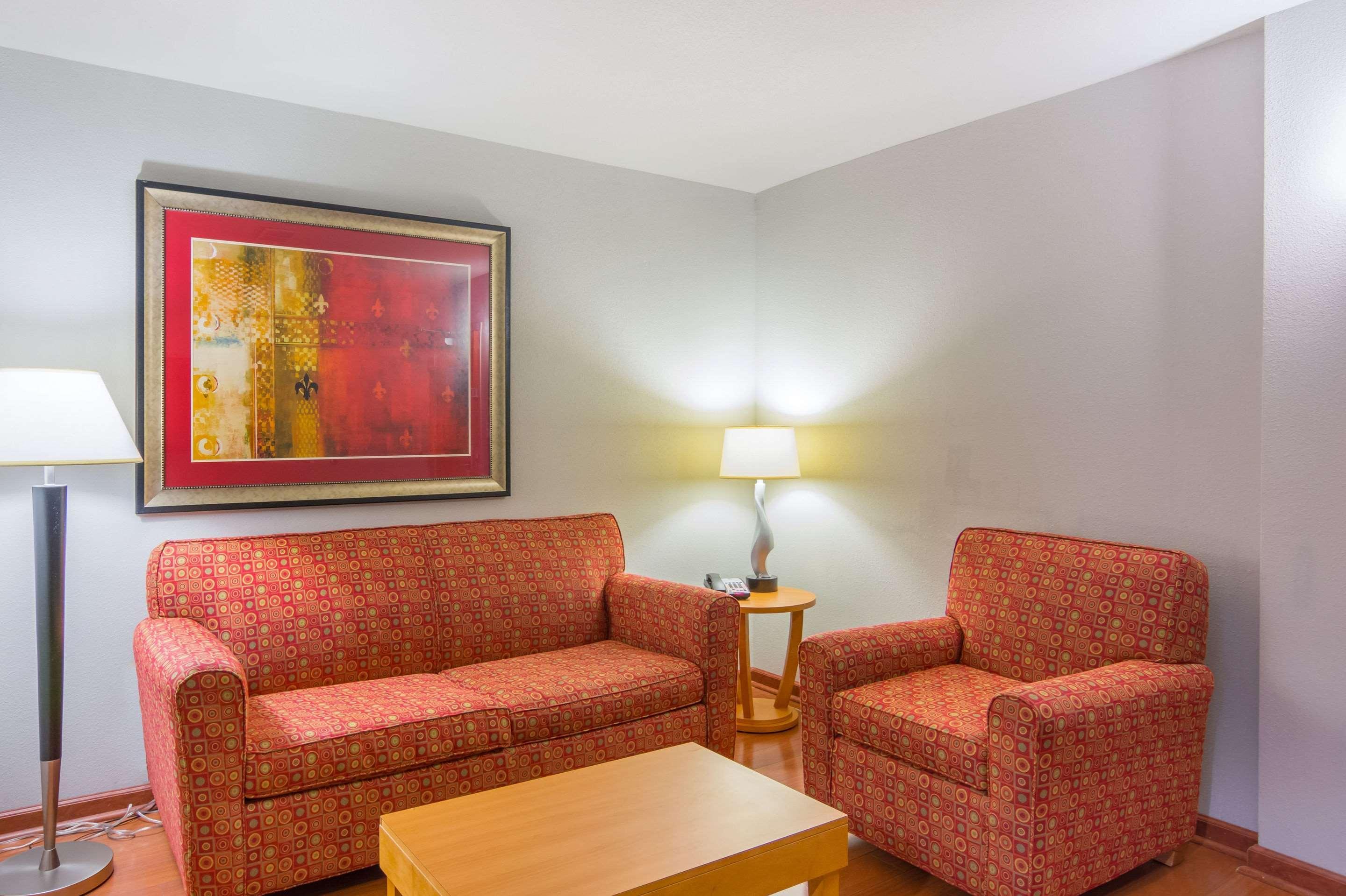 Comfort Suites At Virginia Center Commons Glen Allen Exteriör bild