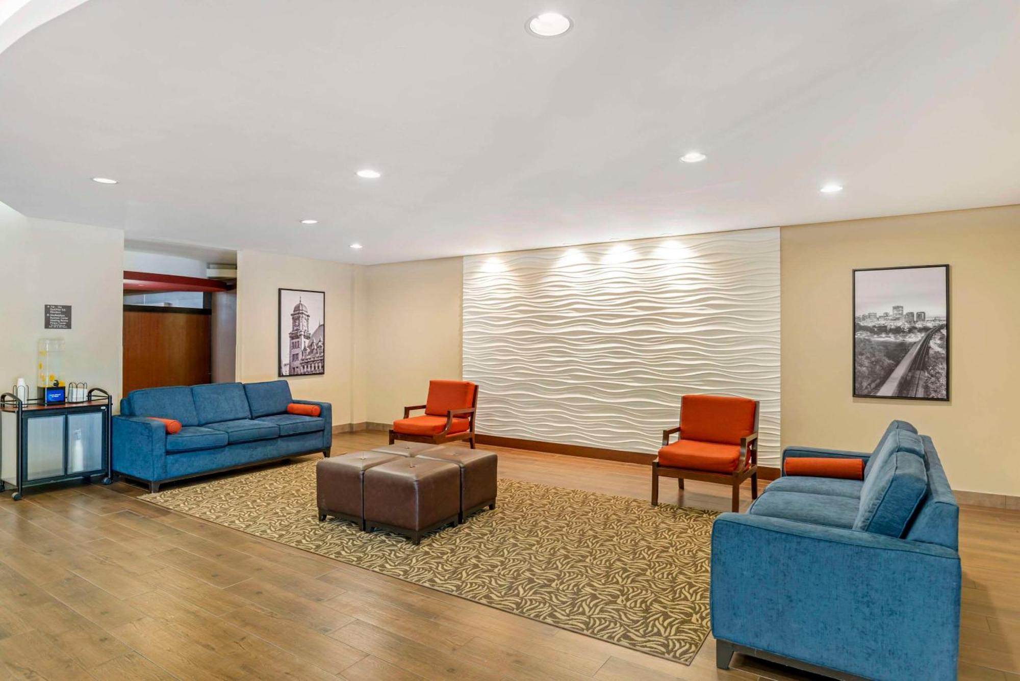 Comfort Suites At Virginia Center Commons Glen Allen Exteriör bild